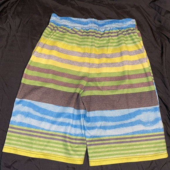 Hurley - Picture 3 of 3